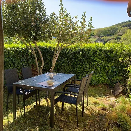 La Atalaya De Araguas * Araguás del Solano