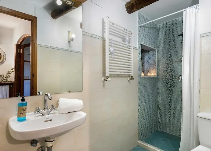 La Atalaya De Araguas